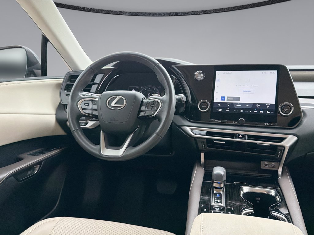 Used 2024 Lexus RX 350 FWD w/ Technology Package image 19