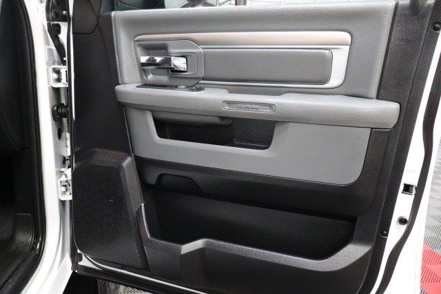 Used 2015 RAM 3500 SLT AWD/4WD image 57