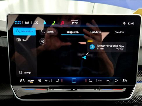 Used 2025 Volkswagen Golf R Black Edition image 20