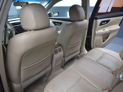 Used 2013 Nissan Altima 2.5 SV image 13