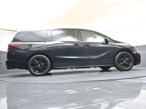 Used 2023 Honda Odyssey Sport image 46