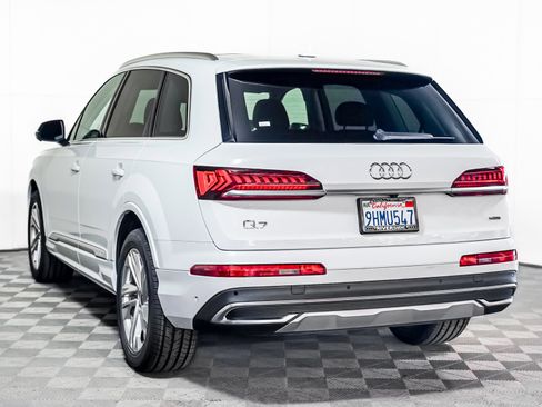 Used 2023 Audi Q7 2.0T Premium w/ Convenience Package image 2