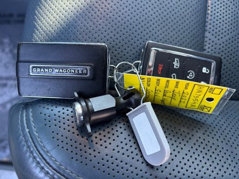 Used 2022 Jeep Grand Wagoneer Series II image 10