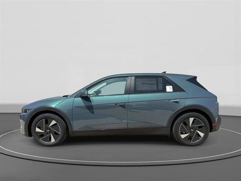 New 2026 Hyundai Ioniq 5 SE RWD image 4