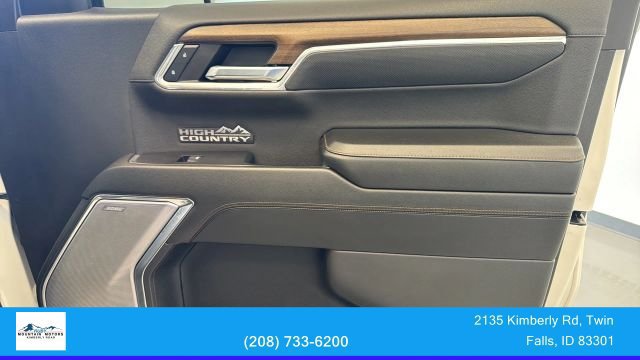 Used 2024 Chevrolet Silverado 1500 High Country w/ Technology Package AWD/4WD image 29