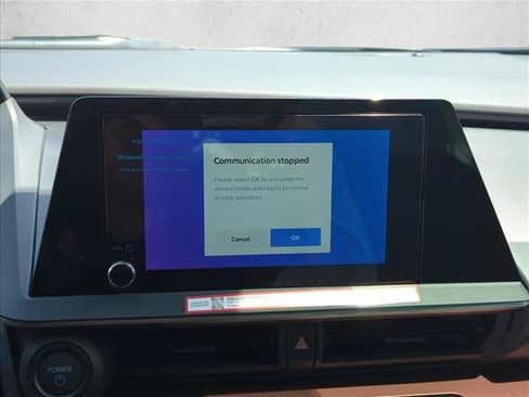 New 2026 Toyota Prius Plug-In Hybrid FWD image 21