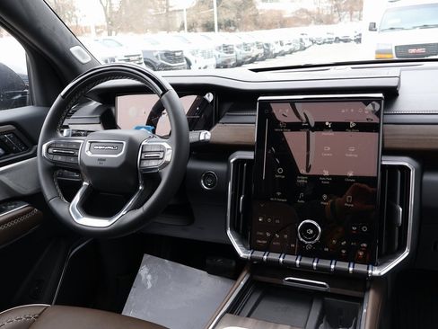 New 2026 GMC Acadia Denali Ultimate w/ LPO, Floor Liner Package image 30