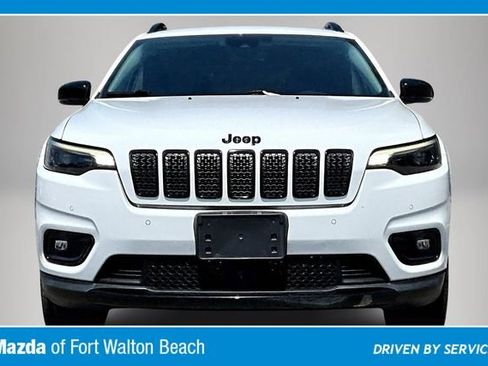 Used 2023 Jeep Cherokee Altitude Lux image 3