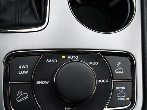 Used 2020 Jeep Grand Cherokee High Altitude image 26