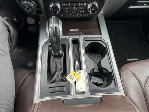 Used 2016 Ford F150 Platinum w/ Equipment Group 701A Luxury image 23