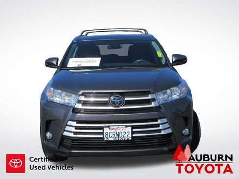 Certified 2018 Toyota Highlander XLE image 27