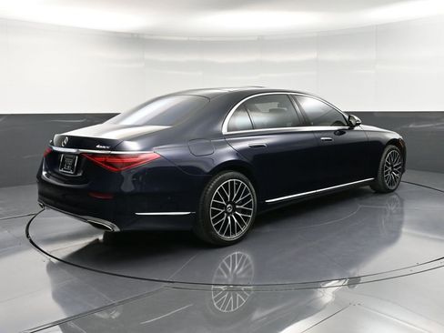 Used 2022 Mercedes-Benz S 500 4MATIC image 8