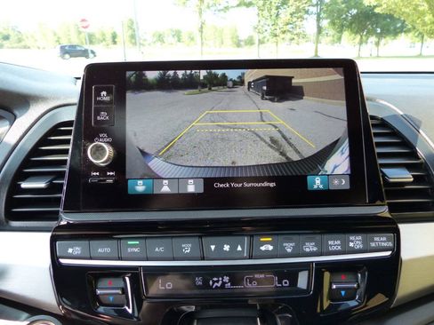 Used 2025 Honda Odyssey Sport-L image 32
