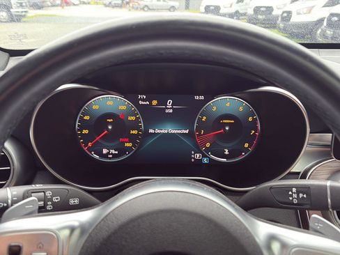 Used 2021 Mercedes-Benz GLC 300 4MATIC image 34