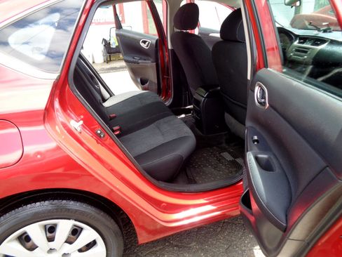 Used 2014 Nissan Sentra SV image 17