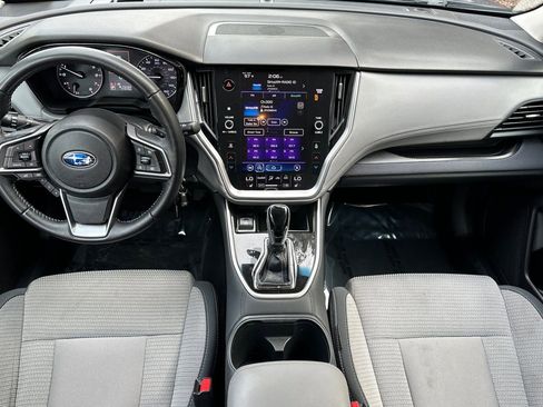 Used 2022 Subaru Outback Premium image 12