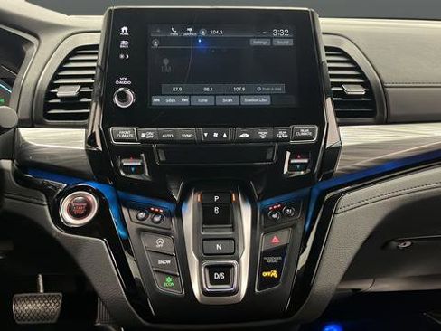 Used 2023 Honda Odyssey Elite image 13