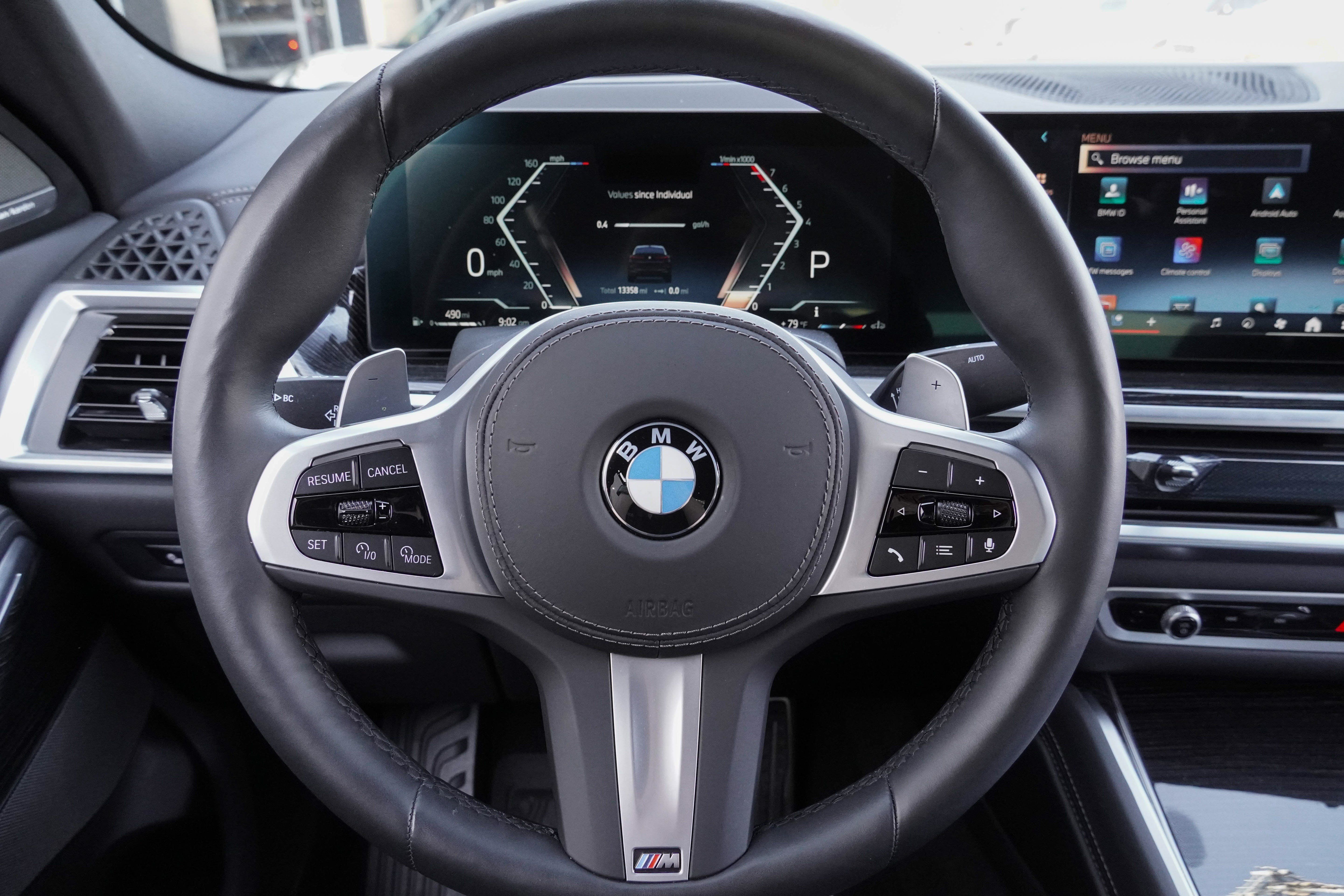 Used 2025 BMW X6 xDrive40i w/ Executive Package AWD/4WD image 14