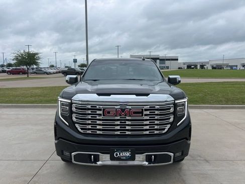 Used 2024 GMC Sierra 1500 Denali w/ Denali Reserve Package image 2