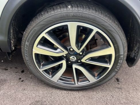 Used 2017 Nissan Rogue Sport SL w/ SL Premium Package image 31