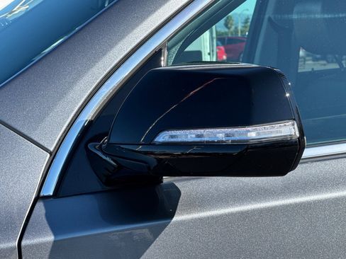 Used 2020 Chevrolet Traverse LT w/ LPO, Blackout Package image 55