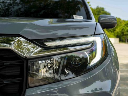 Used 2023 Honda Passport EX-L image 11