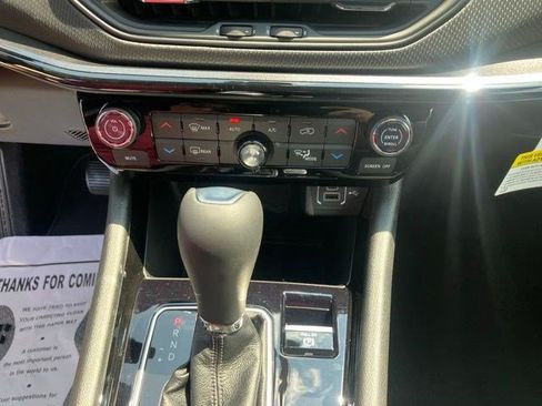 New 2026 Jeep Compass Limited AWD/4WD image 18