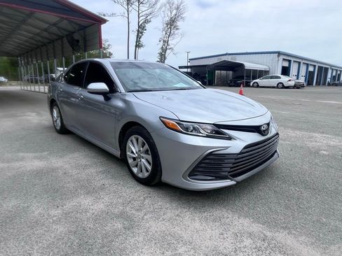 Used 2024 Toyota Camry LE image 1