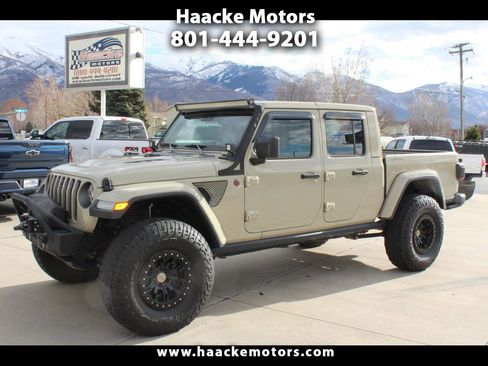 Used 2020 Jeep Gladiator Rubicon image 1