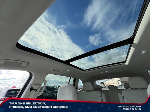 New 2026 Buick Enclave Avenir w/ Super Cruise Package FWD image 28