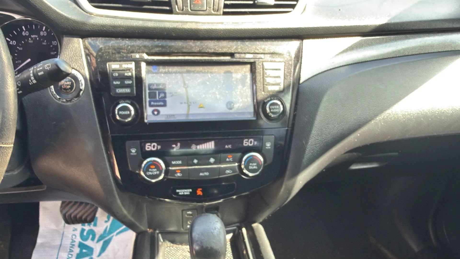 Used 2016 Nissan Rogue SL w/ SL Premium Package FWD image 7