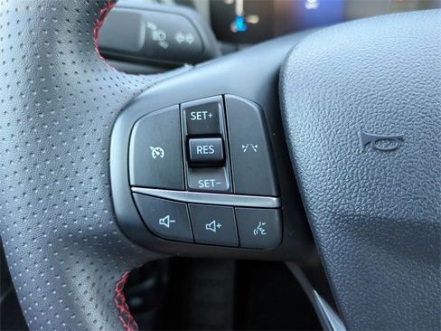 Used 2025 Ford Escape ST-Line image 23