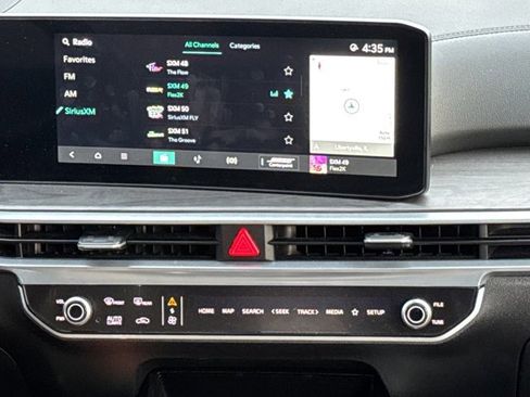 New 2025 Kia Sorento SX Prestige w/ Olive Brown Leather Package image 28