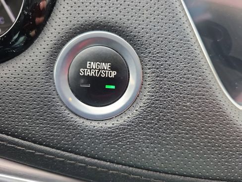 Used 2019 Cadillac XT5 Luxury image 28