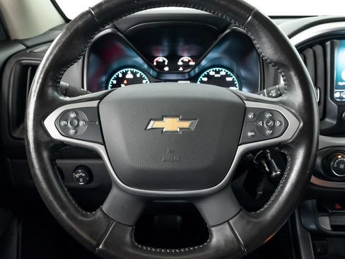 Used 2021 Chevrolet Colorado LT w/ LT Convenience Package AWD/4WD image 12