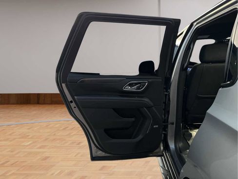 Used 2024 Chevrolet Tahoe RST w/ Luxury Package image 11