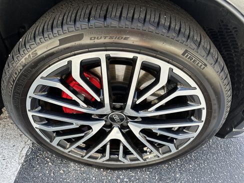 Used 2025 Audi SQ5 Premium Plus image 6