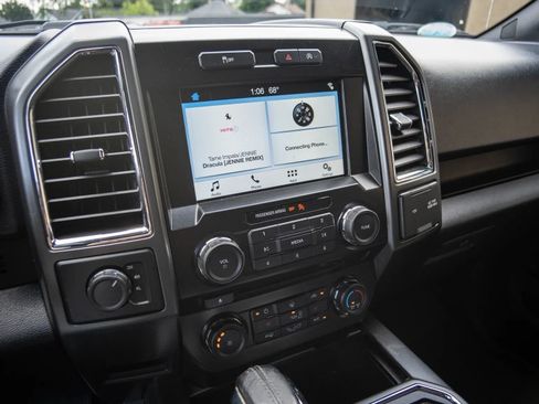Used 2017 Ford F150 4x4 SuperCrew image 22