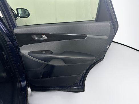 Used 2020 Kia Sorento EX FWD image 30