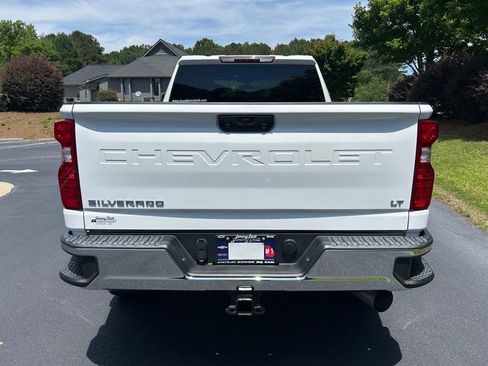 Used 2022 Chevrolet Silverado 2500 LT AWD/4WD image 16