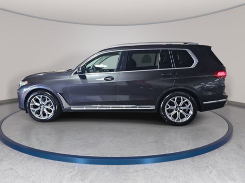 Used 2021 BMW X7 xDrive40i w/ Parking Assistance Package AWD/4WD image 8