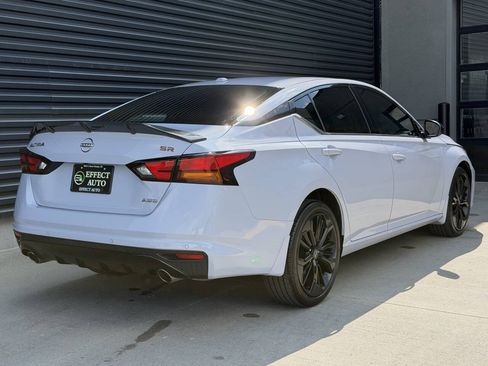 Used 2025 Nissan Altima 2.5 SR AWD/4WD image 11