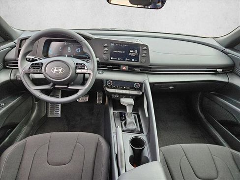 New 2026 Hyundai Elantra Sport FWD image 11