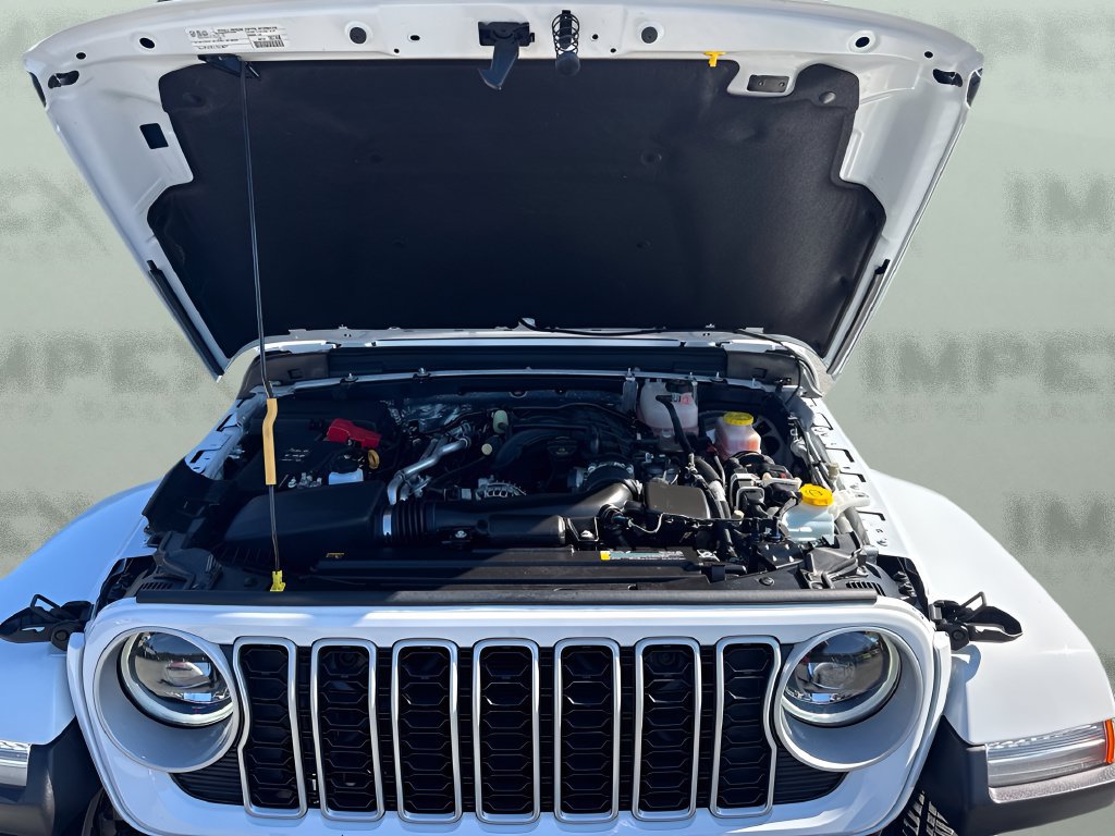 Used 2026 Jeep Wrangler Unlimited Sahara AWD/4WD image 27
