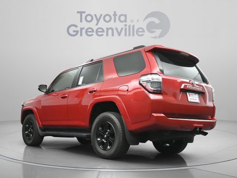 Certified 2024 Toyota 4Runner SR5 AWD/4WD image 9
