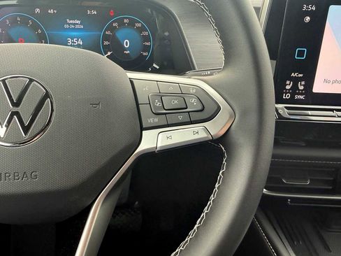 New 2026 Volkswagen Atlas Cross Sport SE image 13