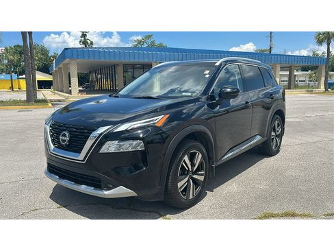 Used 2022 Nissan Rogue Platinum w/ Head-Up Display Package FWD image 2