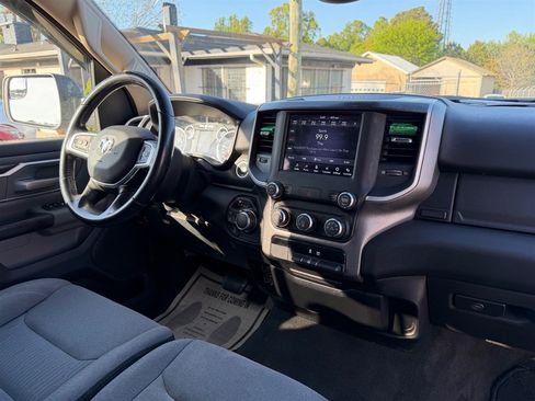 Used 2019 RAM 1500 Big Horn AWD/4WD image 22
