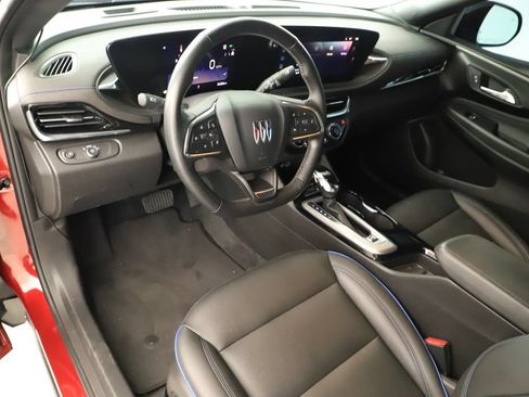 Used 2024 Buick Envista Sport Touring w/ Convenience I Package FWD image 15