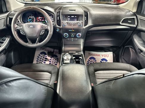 Used 2019 Ford Edge SE w/ SE Fleet Driver's Package FWD image 25